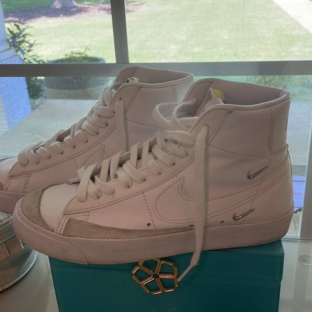 Nike blazers mid 77 vintage with blue check